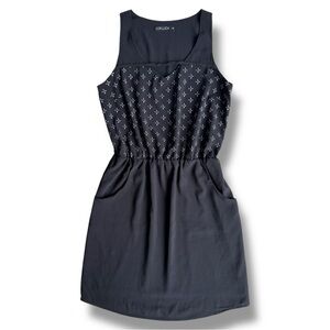 Cokluch Black and White Midi Summer Dress with Pockets
